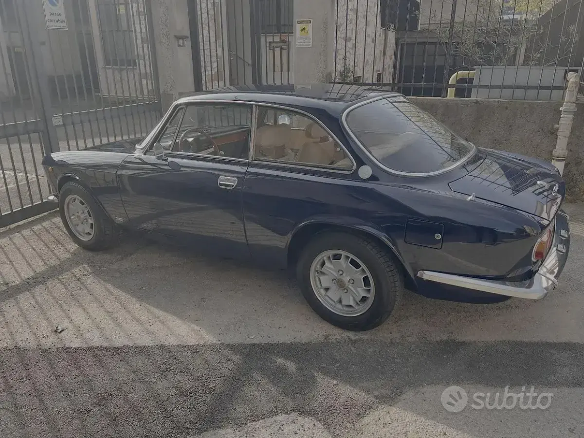 Usata Alfa Romeo GT Junior 1970 Blu Coupé