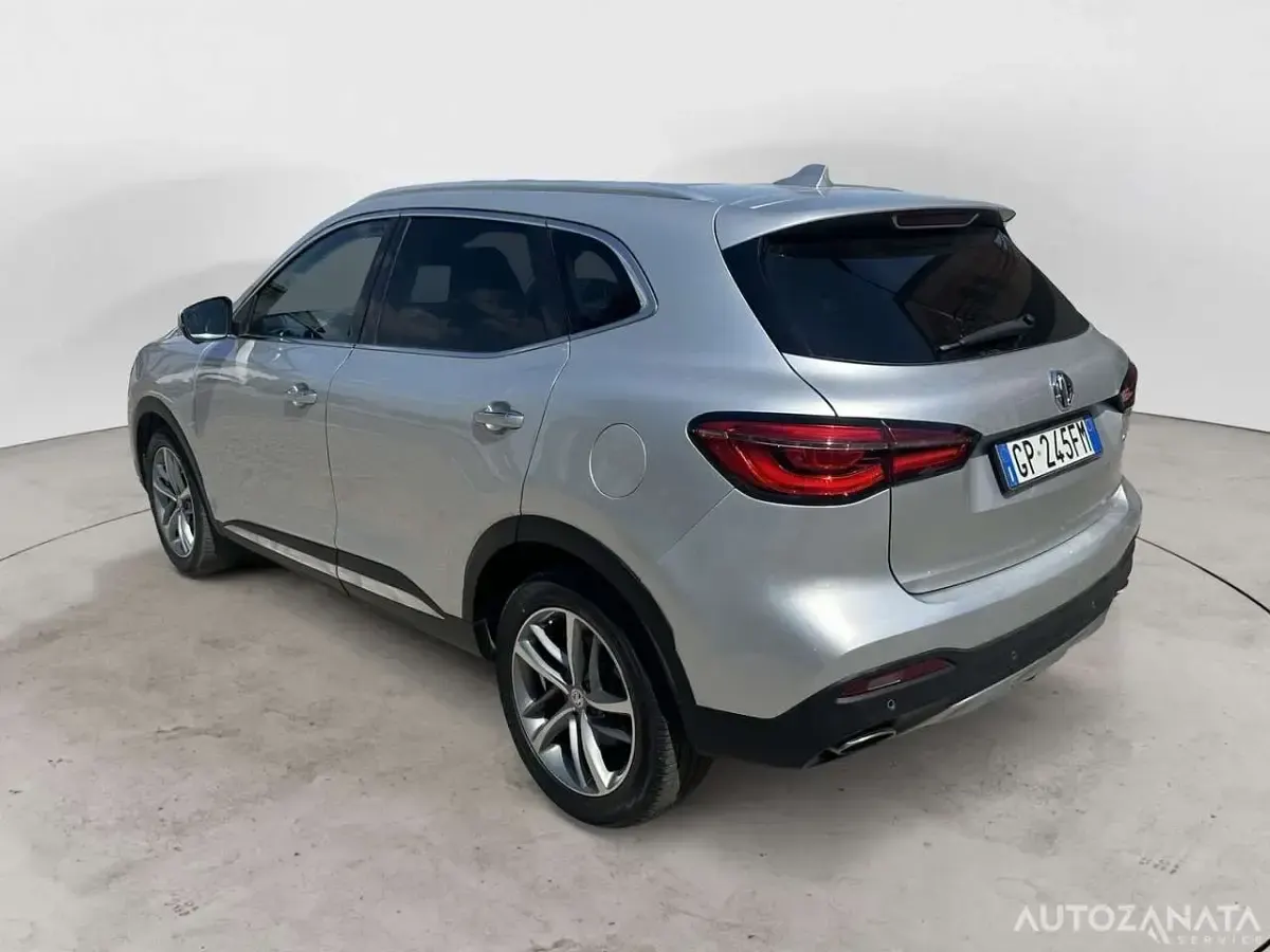 Usata MG EHS Luxury 258 CV (189 kW) 2023 Argento SUV