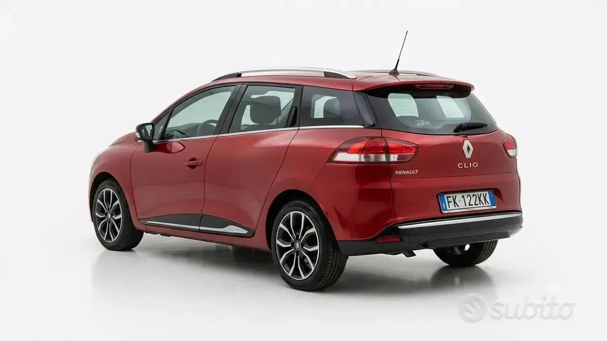 Usata Renault Clio 90 CV (66 kW) 2017 Rosso Station wagon