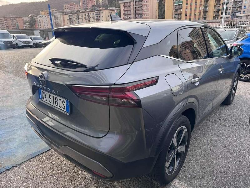 Usata Nissan Qashqai N-Connecta 140 CV (102 kW) 2022 Grigio SUV