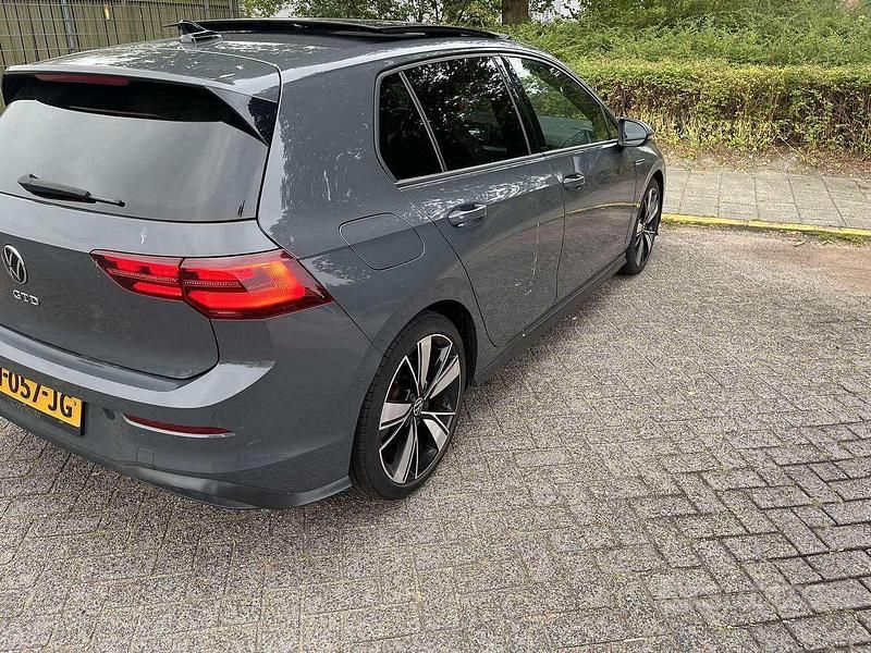 Usata VW Golf VIII 2021 Grigio Berlina