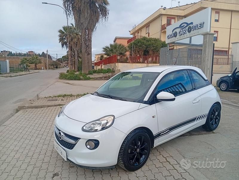 Usata Opel Adam Jam 70 CV (51 kW) 2014 Bianco Utilitaria