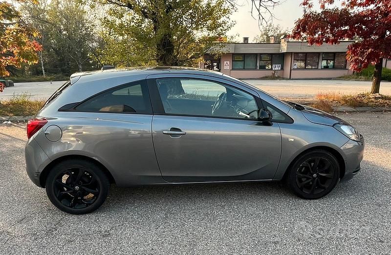 Usata Opel Corsa 69 CV (50 kW) 2017 Utilitaria