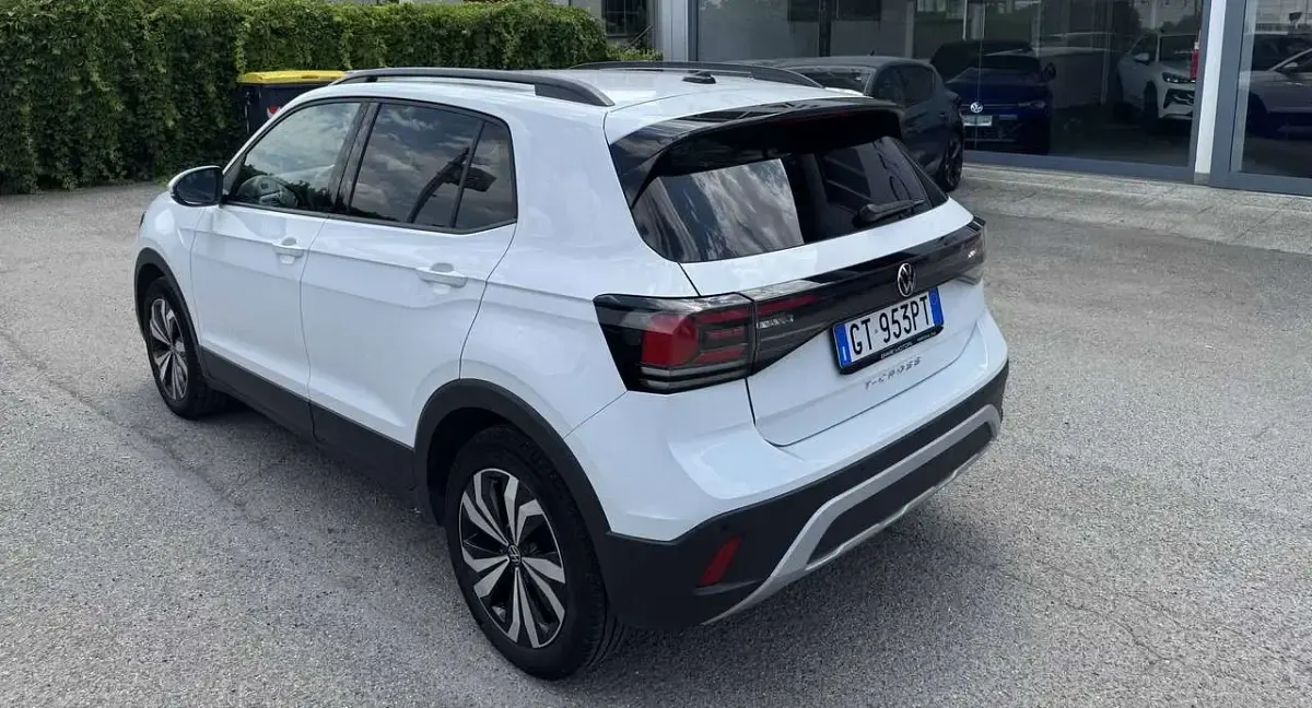 Usata VW T-Cross Edition 95 CV (69 kW) 2024 Pure white SUV