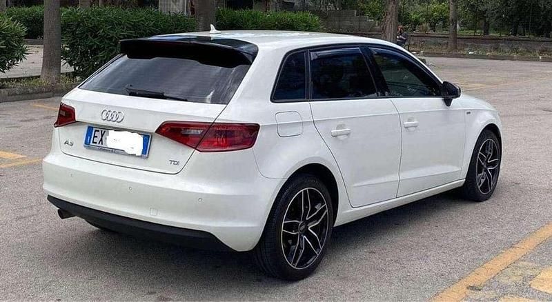 Usata Audi A3 Attraction 110 CV (80 kW) 2008 Bianco Utilitaria