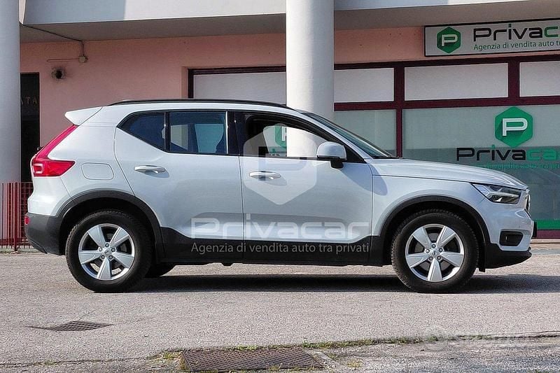 Usata Volvo XC40 150 CV (110 kW) 2020 Grigio SUV