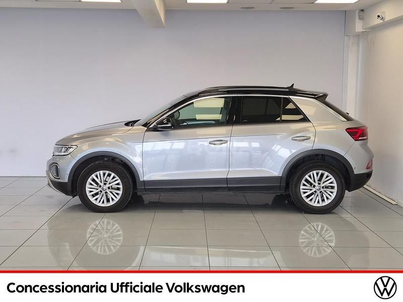 Usata VW T-Roc Life 110 CV (80 kW) 2023 Argento SUV
