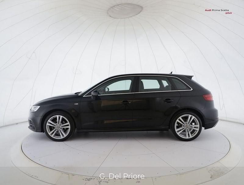 Usata Audi A3 Admired 116 CV (85 kW) 2020 Nero brillante Berlina