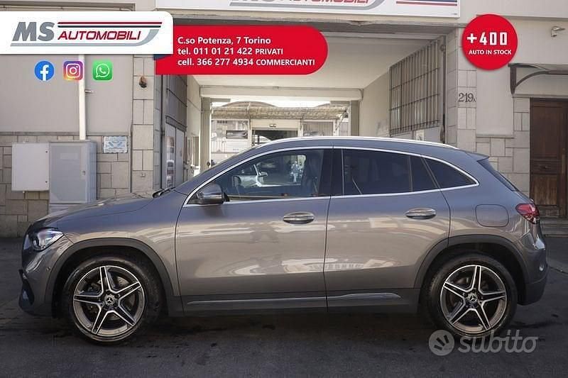 Usata Mercedes GLA180 Premium 116 CV (85 kW) 2020 Grigio scuro SUV