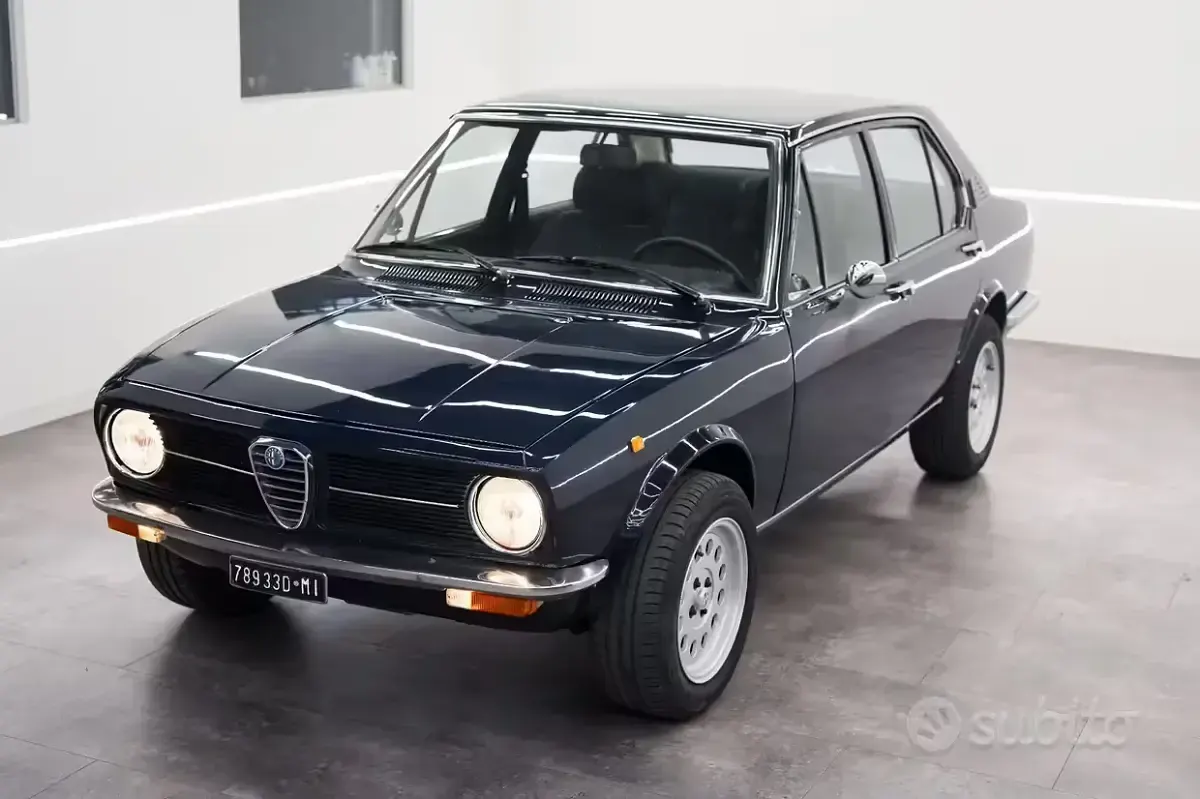 Usata Alfa Romeo Alfetta 109 CV (80 kW) 1970 Blu Berlina