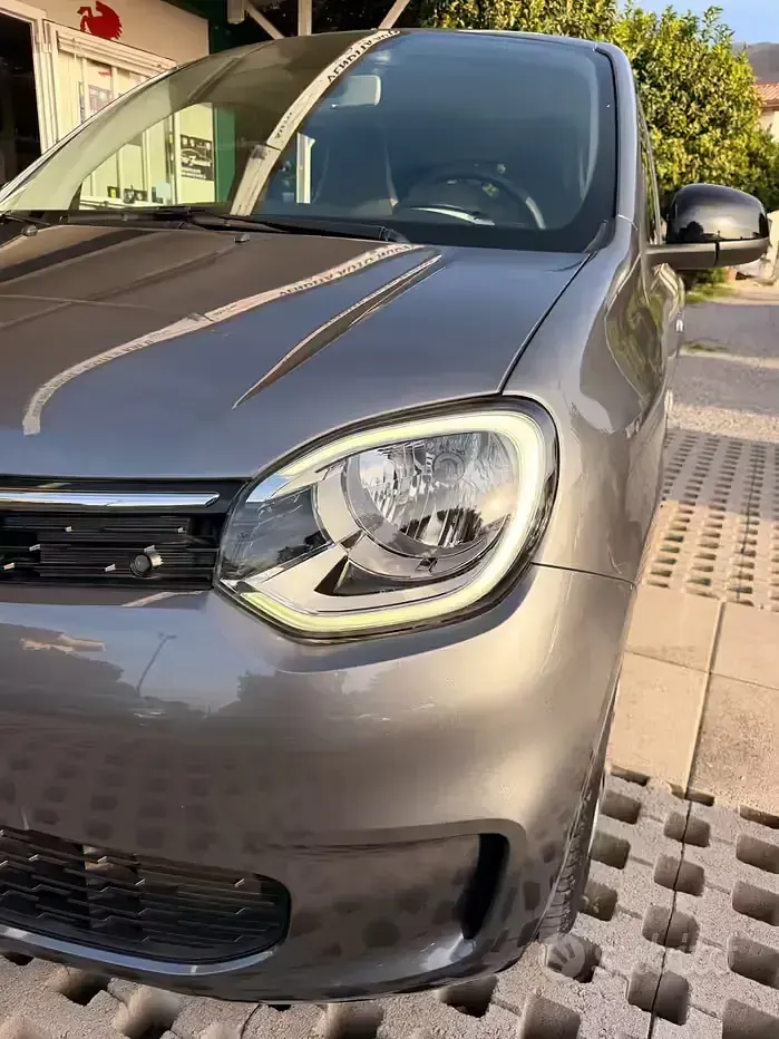 Gebraucht Renault Twingo 30 kW (42 PS) 2023 Grau Kleinwagen