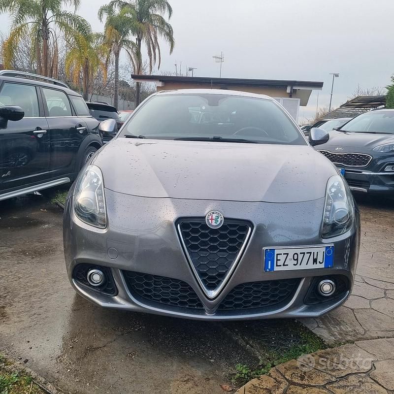 Usata Alfa Romeo Giulietta 175 CV (128 kW) 2015 Grigio Utilitaria