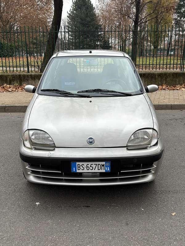 Usata Fiat 600 54 CV (39 kW) 2001 Grigio Utilitaria