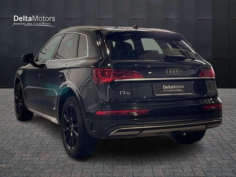 Usata Audi Q5 Advanced 204 CV (150 kW) 2020 Nero metallizzato SUV
