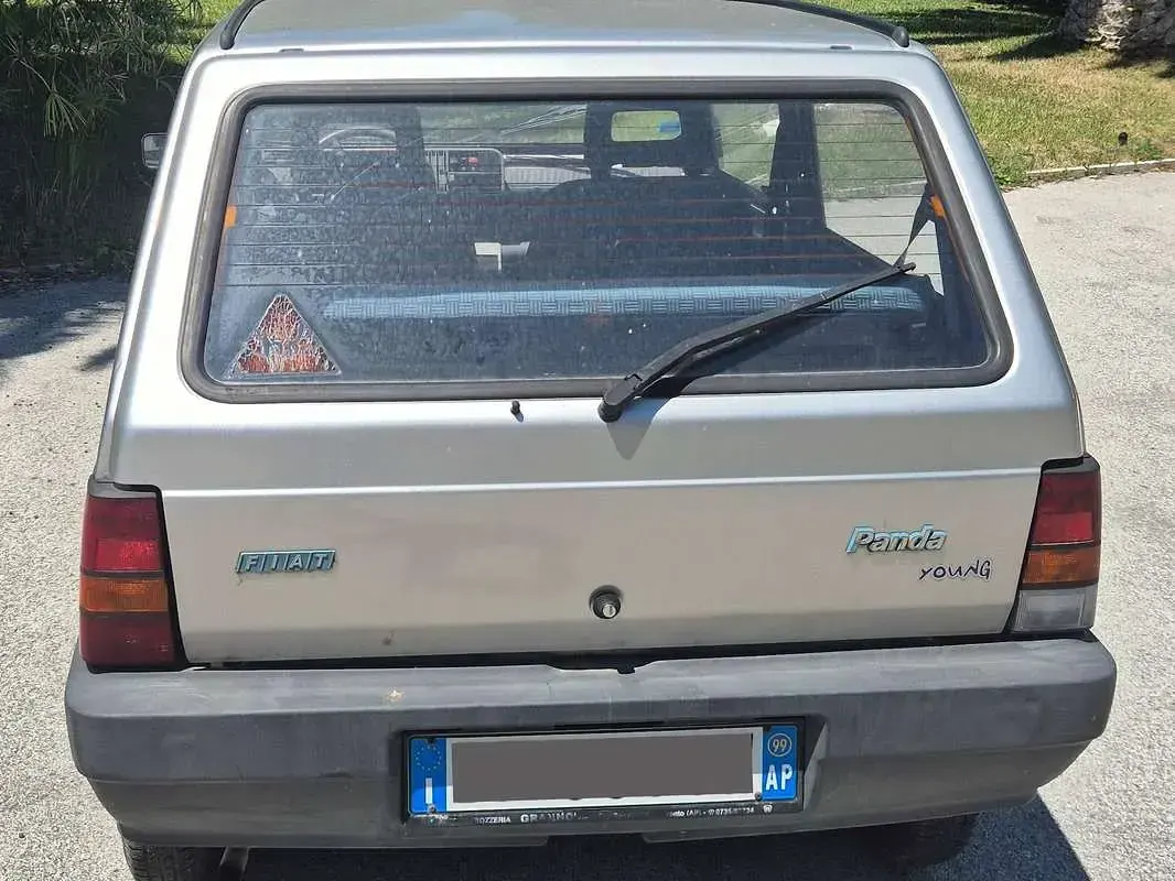 Usata Fiat Panda Young 39 CV (28 kW) 1999 Argento Berlina