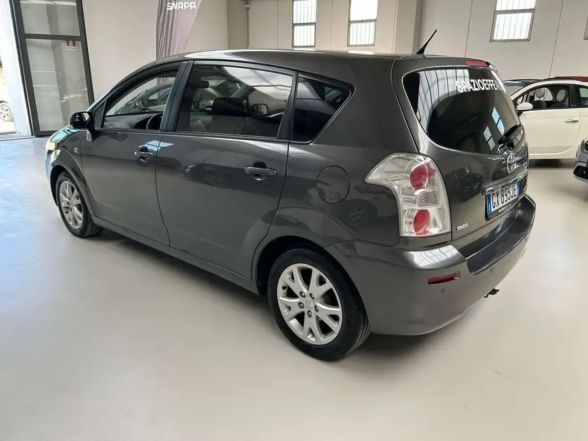 Usata Toyota Corolla Verso 136 CV (100 kW) 2009 Other Monovolume