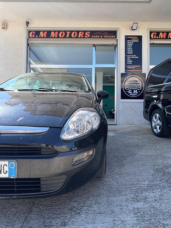Usata Fiat Punto Evo Dynamic 75 CV (55 kW) 2010 Nero Utilitaria