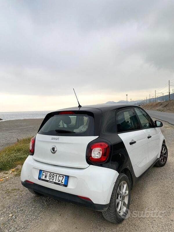 Usata Smart ForFour 2019 Bianco Utilitaria