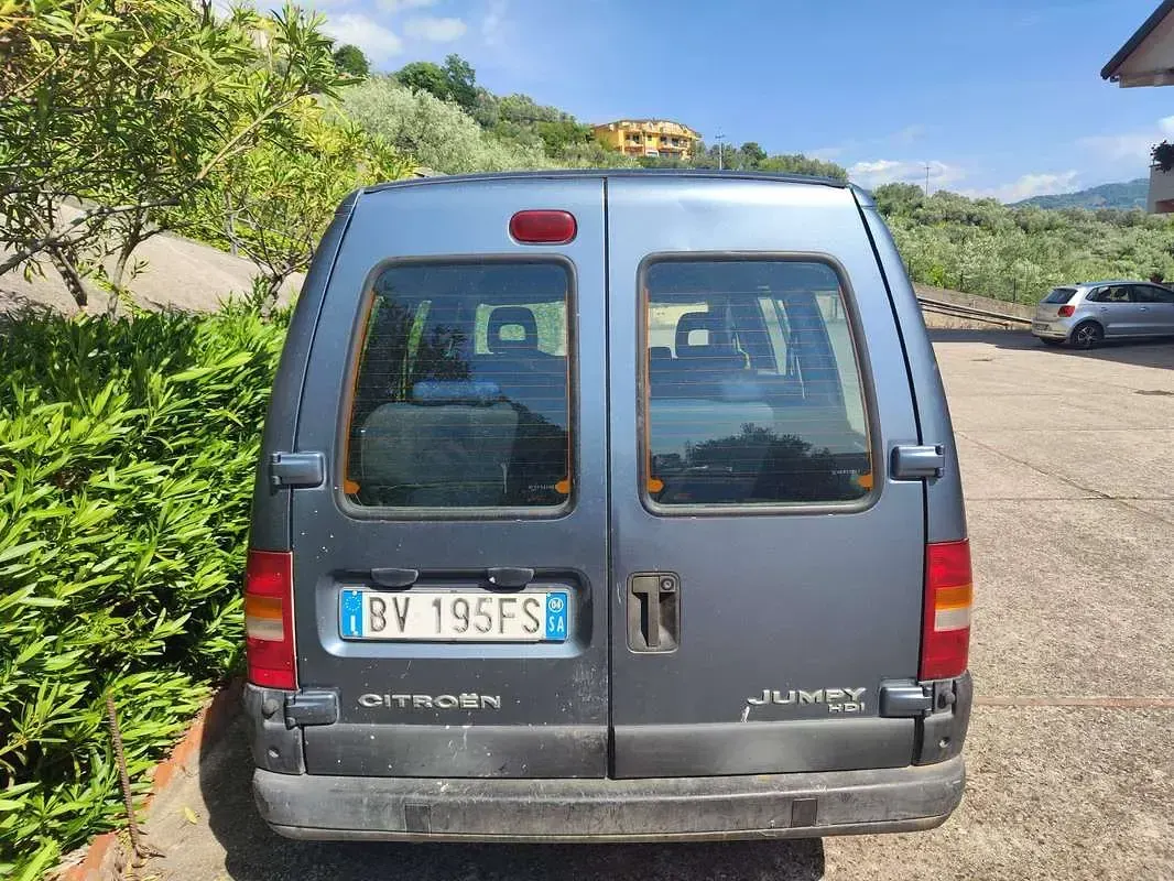 Usata Citroën Jumpy 109 CV (80 kW) 2004 Grigio Monovolume
