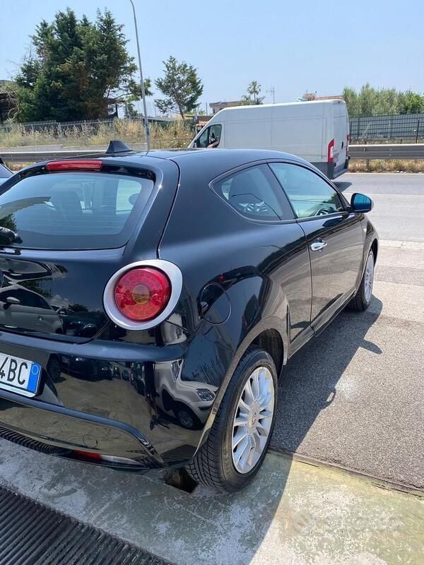 Usata Alfa Romeo MiTo 77 CV (56 kW) 2013 Nero Utilitaria