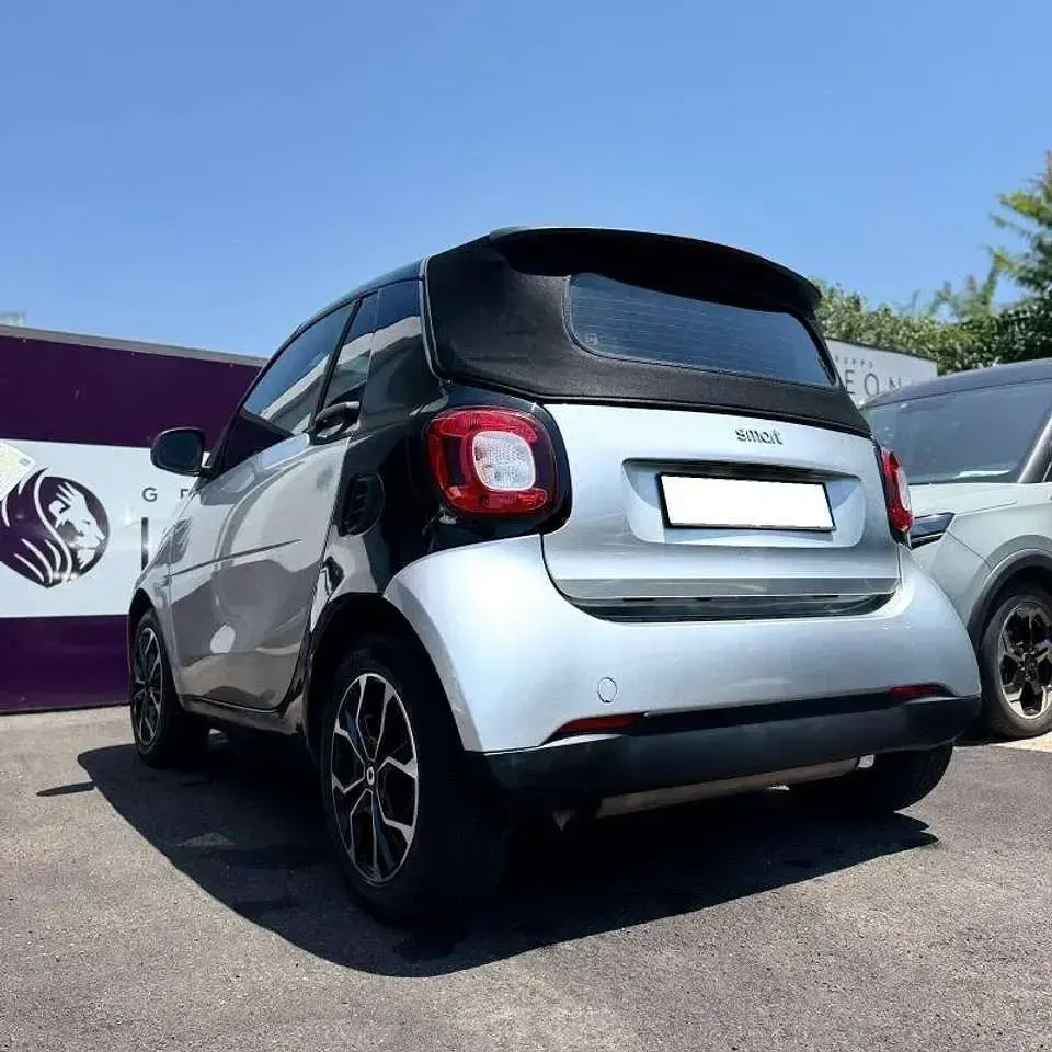 Usata Smart ForTwo Cabrio Passion 71 CV (52 kW) 2017 Argento Cabrio