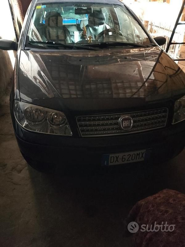 Usata Fiat Punto 77 CV (56 kW) 2009 Nero Utilitaria