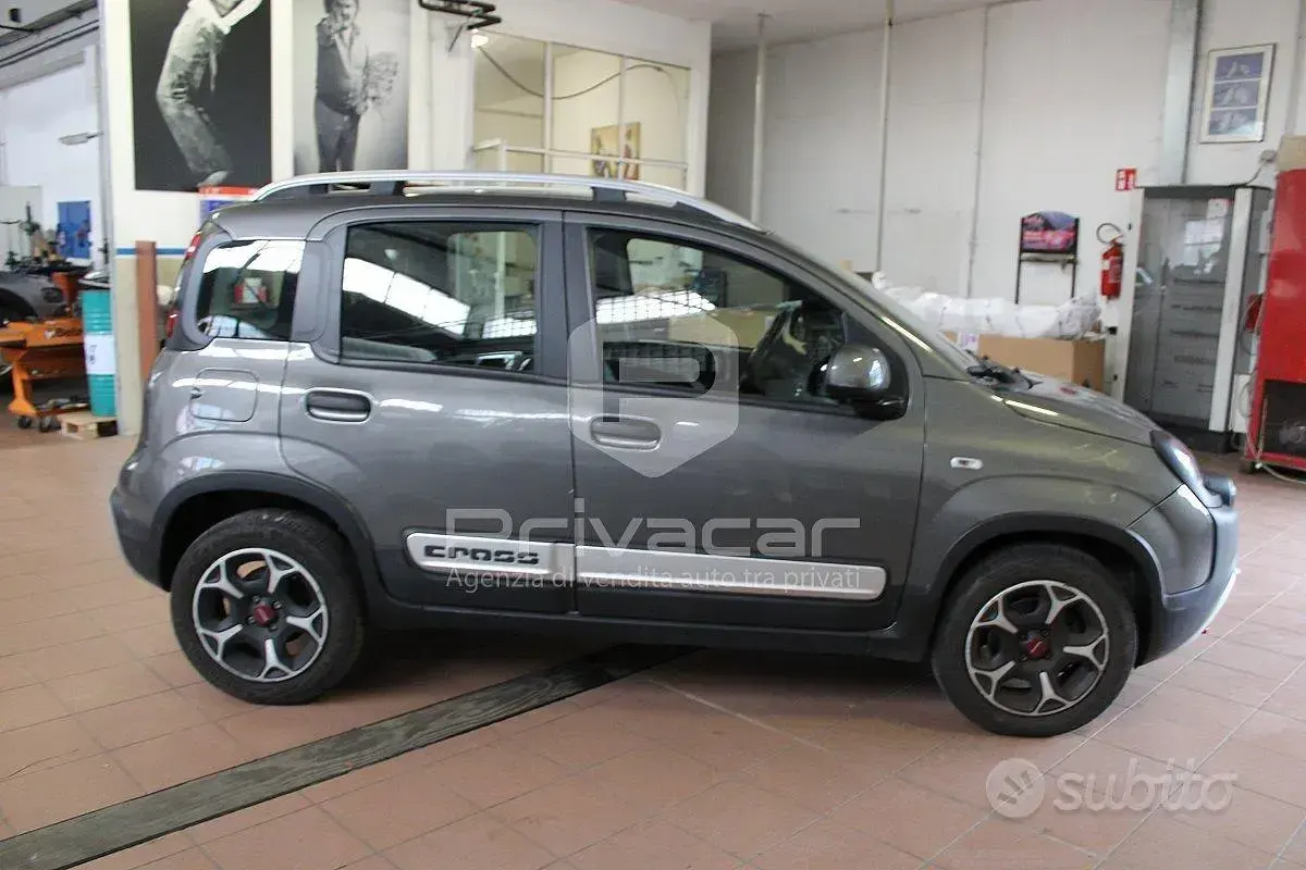 Usata Fiat Panda Cross Cross 69 CV (50 kW) 2021 Grigio Utilitaria