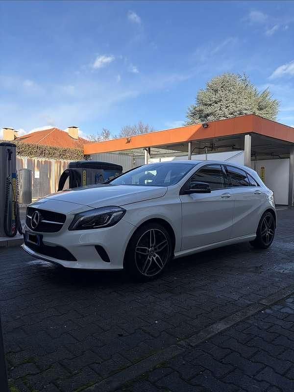 Usata Mercedes 180 109 CV (80 kW) 2018 Bianco Berlina
