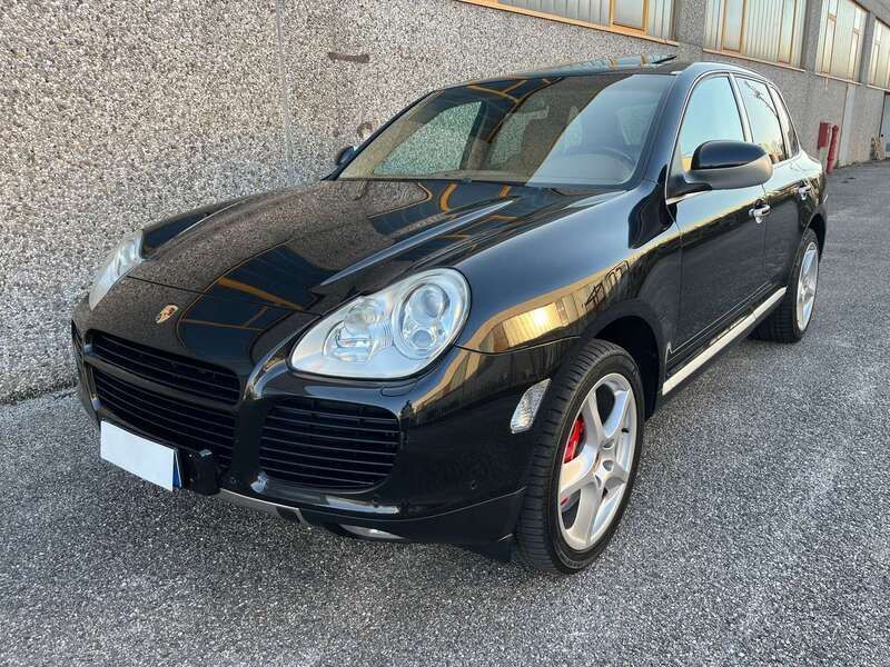Nero Usata 2006 Porsche Cayenne Turbo S SUV | 27.955 € - Immagine 1/4
