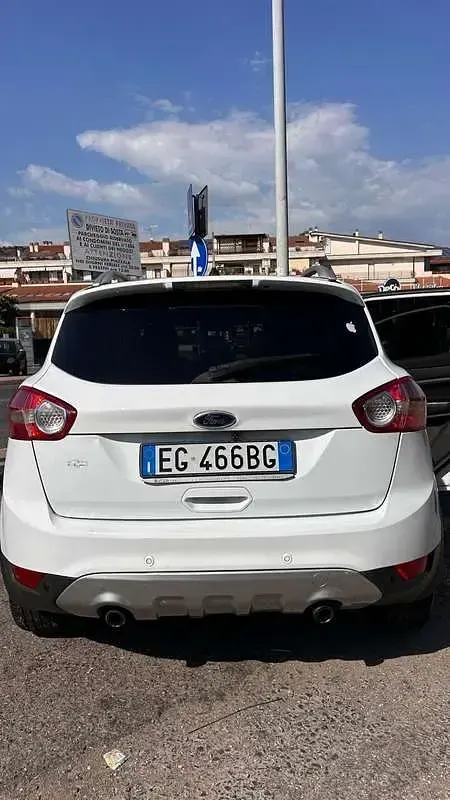 Usata Ford Kuga Titanium 163 CV (119 kW) 2011 Bianco SUV