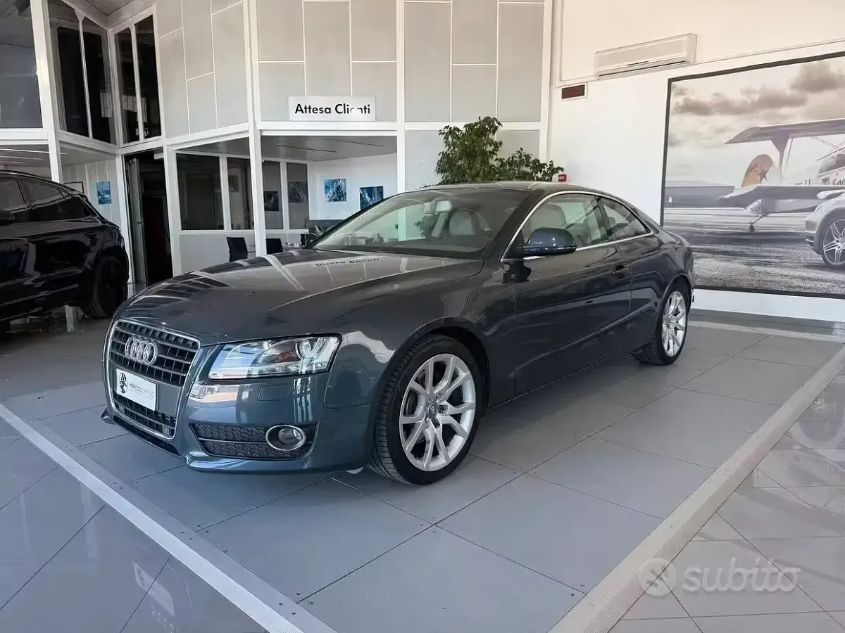 Usata Audi A5 Comfort 190 CV (139 kW) 2009 Grigio Coupé