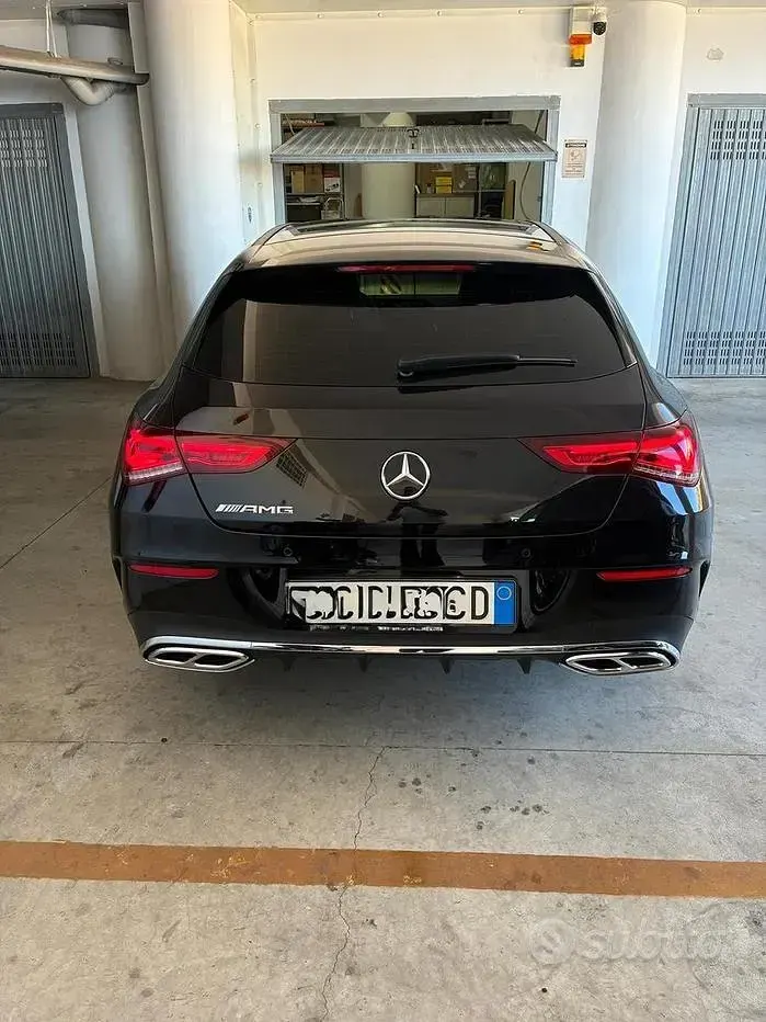 Usata Mercedes CLA200 163 CV (119 kW) 2020 Nero Coupé