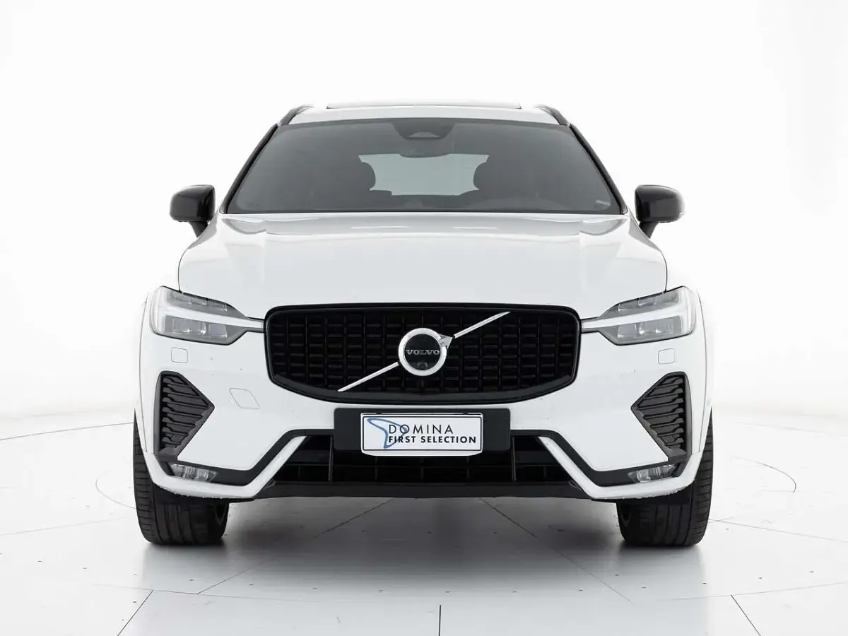 Usata Volvo XC60 Plus 197 CV (144 kW) 2022 Bianco SUV