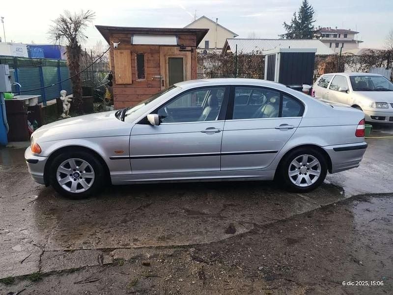 Usata BMW 320 150 CV (110 kW) 1999 Argento Berlina