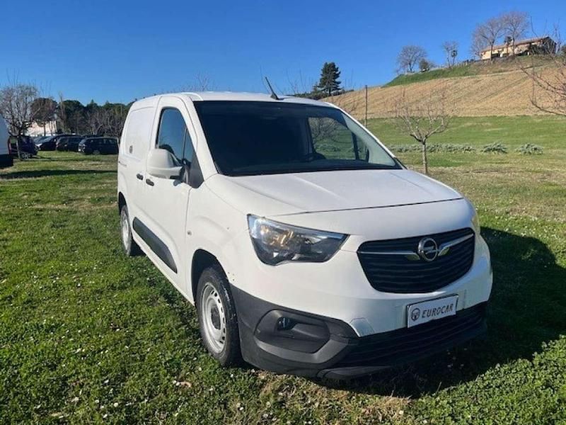 Usata Opel Combo Edition 102 CV (75 kW) 2020 Bianco Monovolume