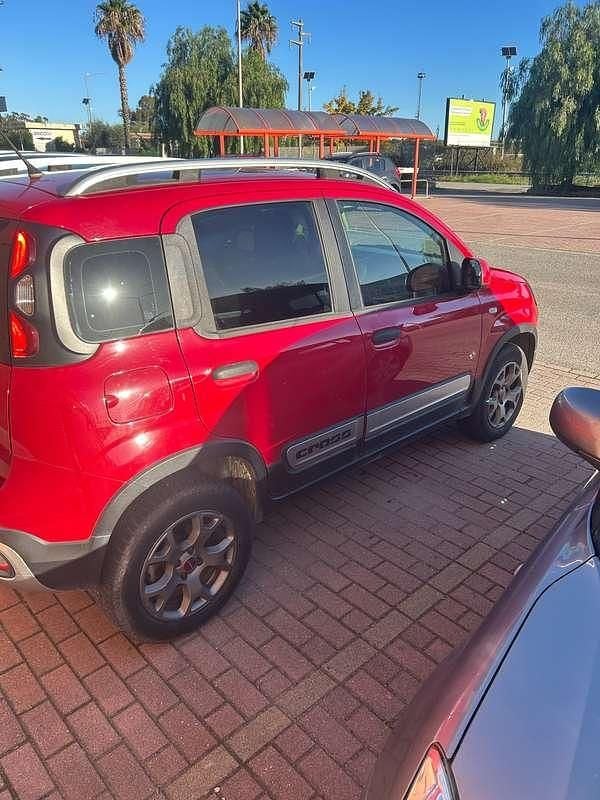 Usata Fiat Panda Cross Cross 80 CV (58 kW) 2015 Rosso Utilitaria