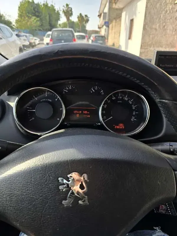 Usata Peugeot 3008 Premium 111 CV (81 kW) 2010 Station wagon