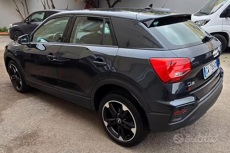 Begagnad Audi Q2 Business 150 HK (110 kW) 2022 Grå SUV