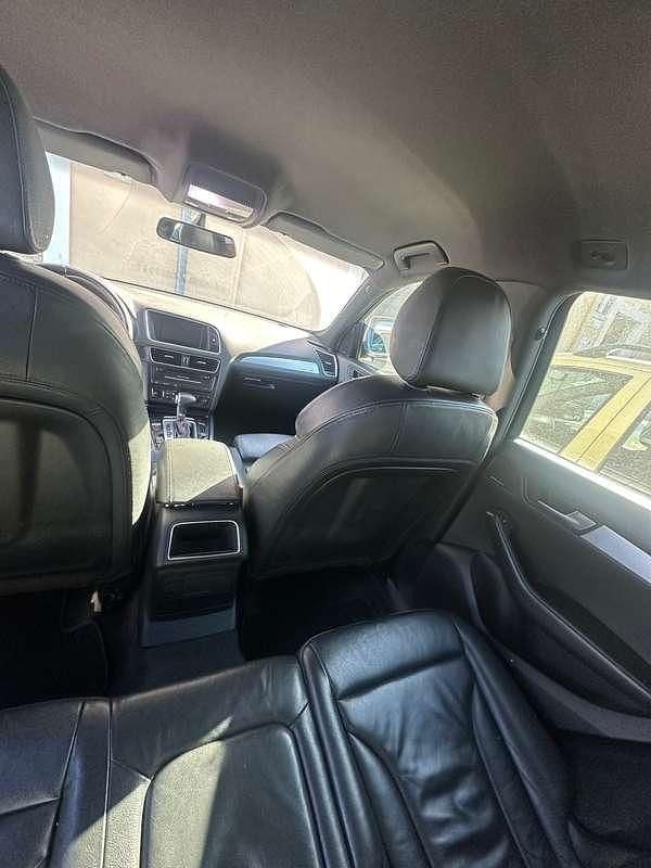 Usata Audi Q5 239 CV (175 kW) 2010 Argento SUV