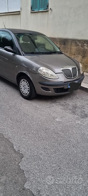Usata 2006 Lancia Ypsilon Due volumi | 1500 € (Super prezzo) - Immagine 1/4