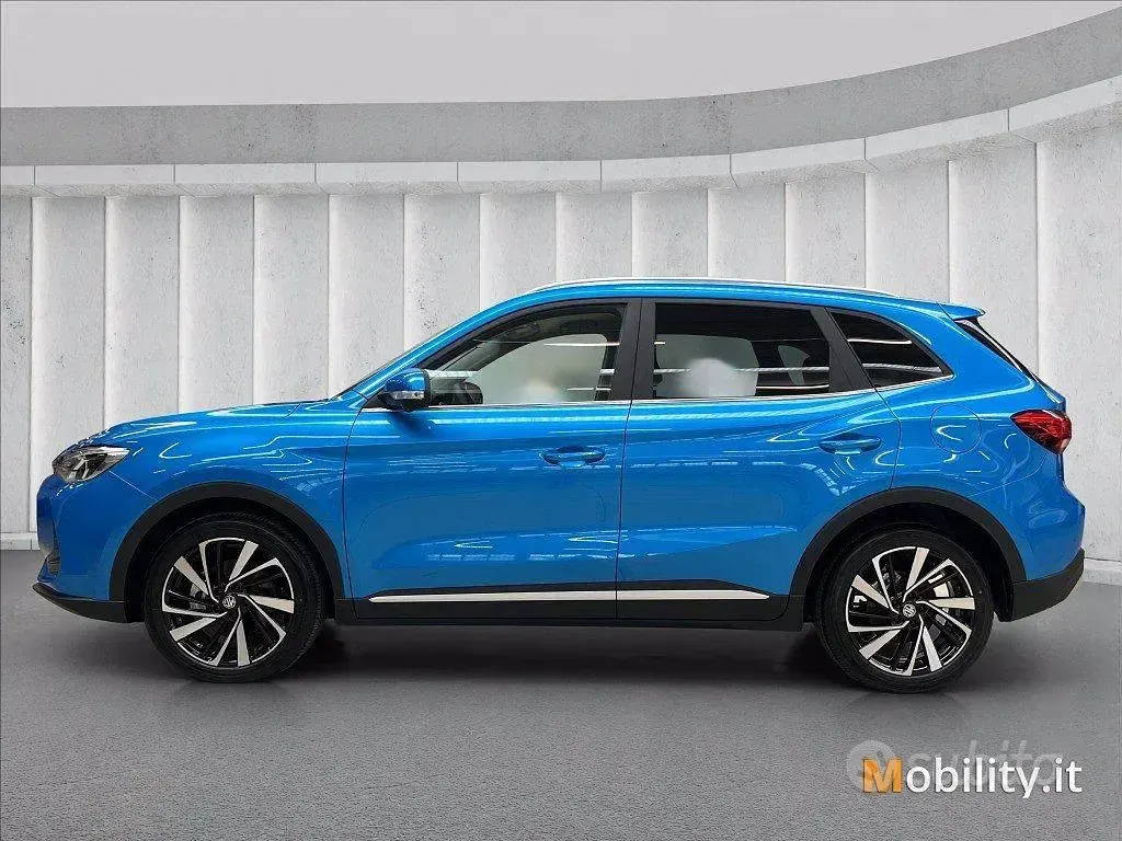 Nuova MG ZS Luxury 197 CV (144 kW) 2026 Bluazzurro SUV