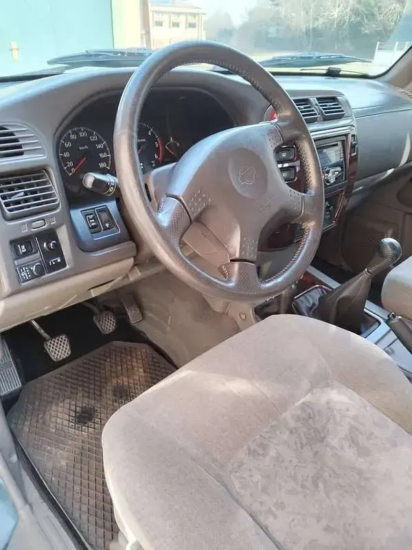 Usata Nissan Patrol 158 CV (116 kW) 2001 Verde SUV