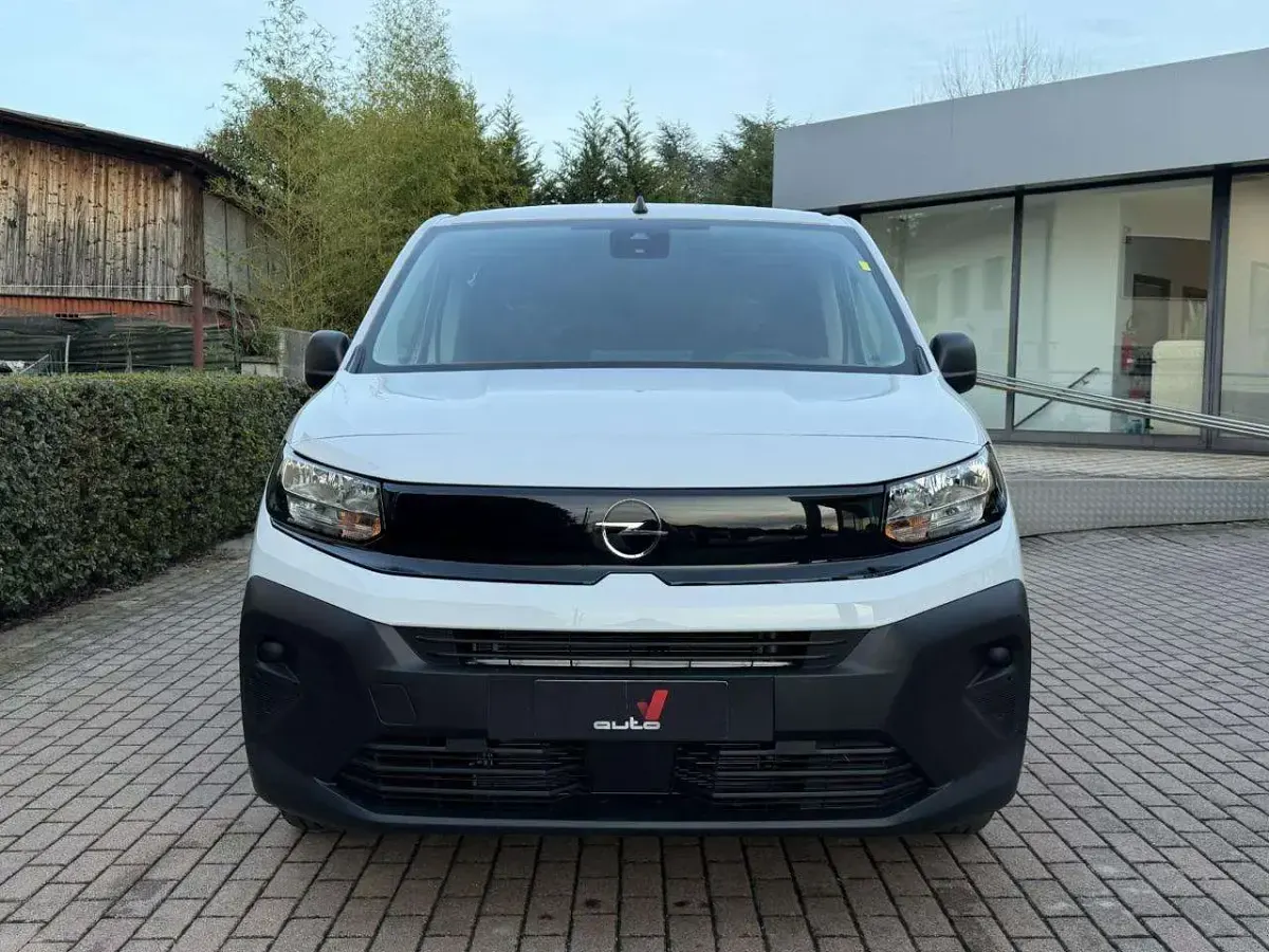 Nieuw Opel Combo 102 PK (75 kW) 2025 Wit MPV