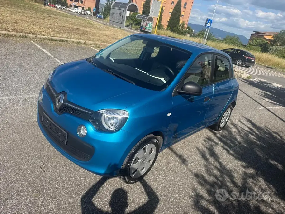 Usata Renault Twingo 69 CV (50 kW) 2016 Rosso Utilitaria