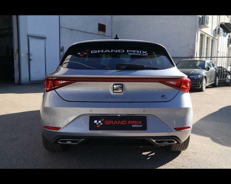 Occasion Seat Leon FR 204 PK (150 kW) 2024 Zilver Sedan