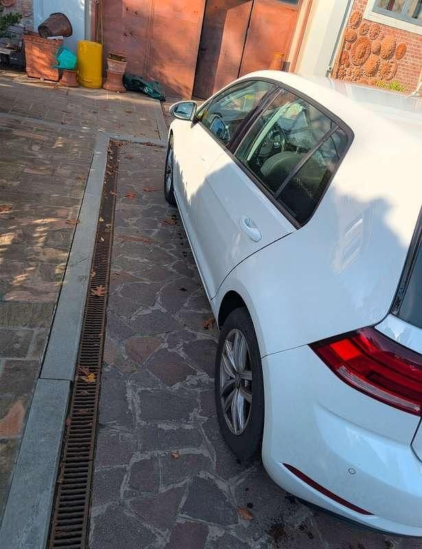 Usata VW Golf VII Trendline 131 CV (96 kW) 2019 Berlina