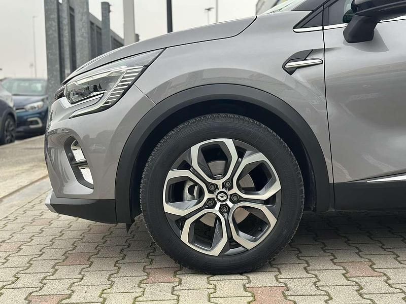 Usata Renault Captur Techno 94 CV (69 kW) 2023 Grigio scisto+nero etoile SUV