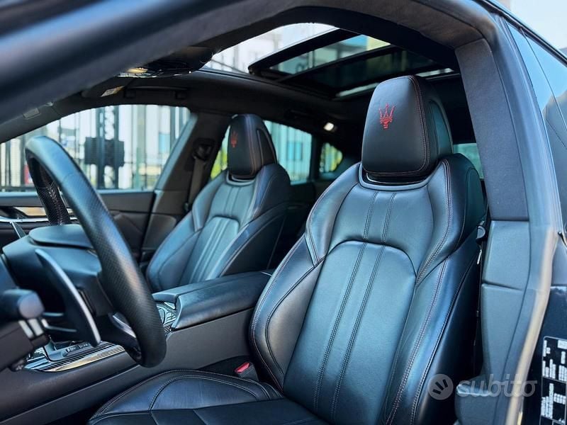 Usata Maserati Levante 350 CV (257 kW) 2020 Nero SUV