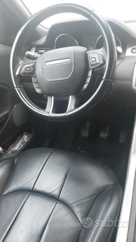 Usata Land Rover Range Rover evoque 150 CV (110 kW) 2017 Bianco SUV