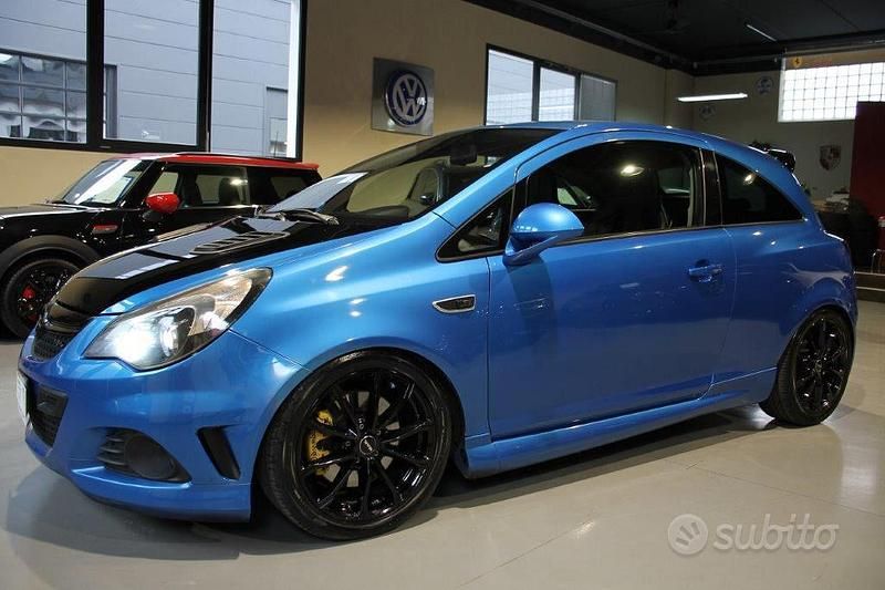 Usata Opel Corsa OPC 192 CV (141 kW) 2013 Blu Utilitaria